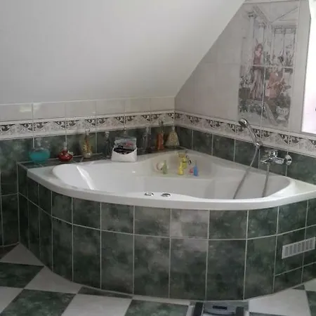 בית אירוח Messe- Und Gaestezimmer